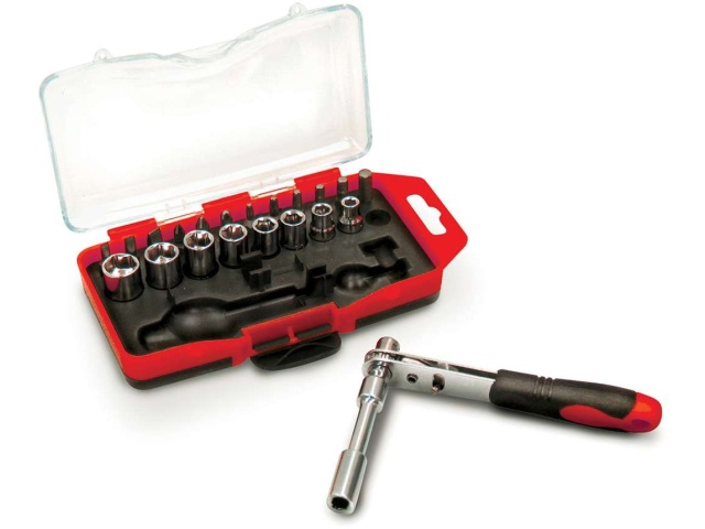 Screwdriver bit and socket set 23 pc